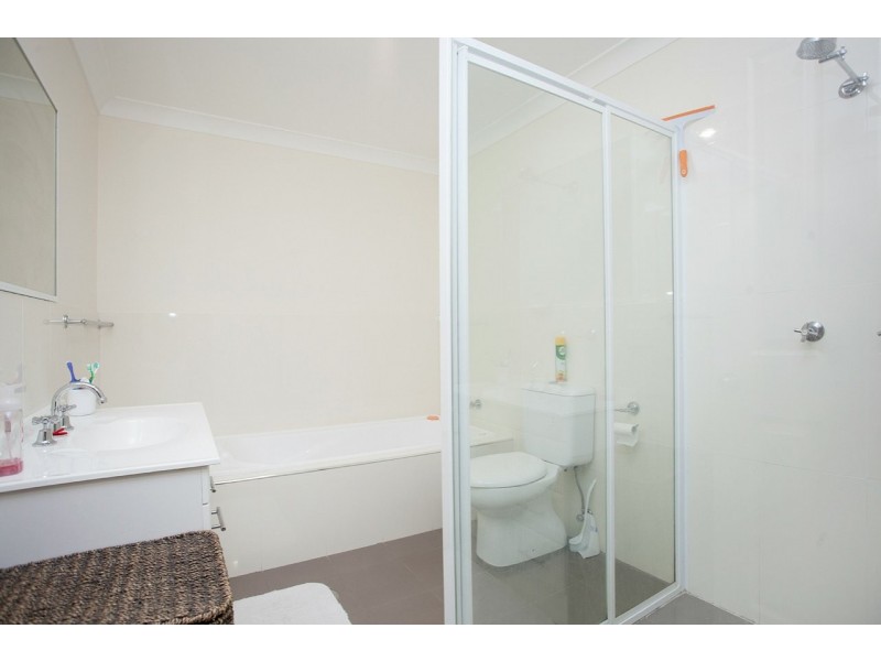 2/15 Connell Street, Old Bar NSW 2430