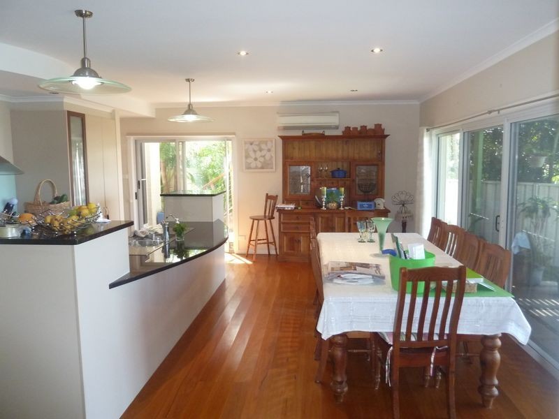 22 Surfsound Avenue, Wallabi Point NSW 2430