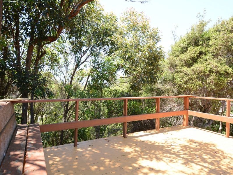 41 Marine Drive, Wallabi Point NSW 2430