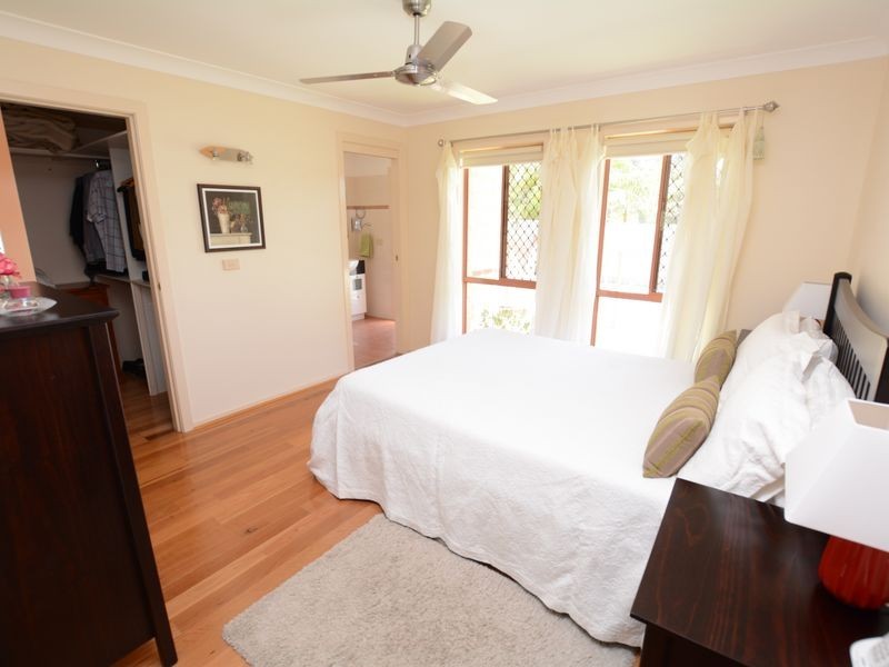 38 Mistral Place, Old Bar NSW 2430