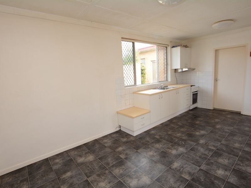 7/39-41 Old Bar Road, Old Bar NSW 2430