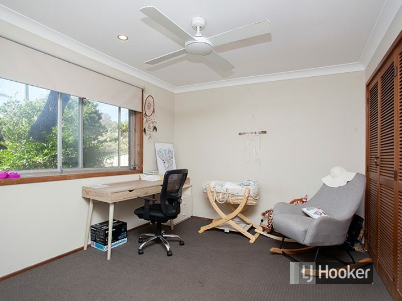 17 Lewis Street, Old Bar NSW 2430