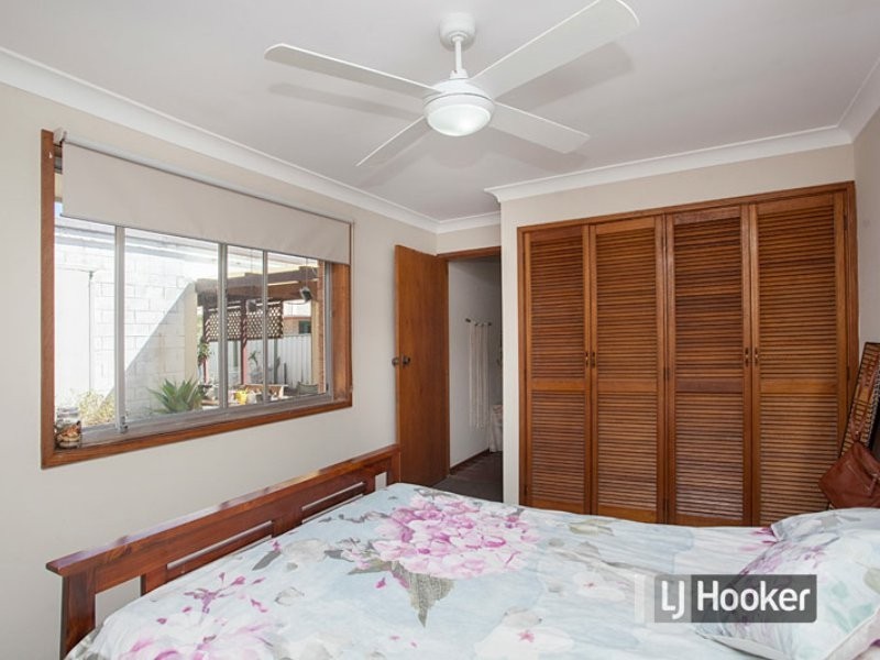 17 Lewis Street, Old Bar NSW 2430
