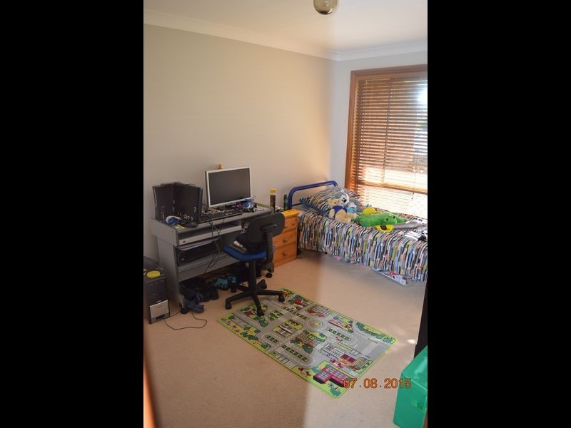 18 Drury Close, Old Bar NSW 2430