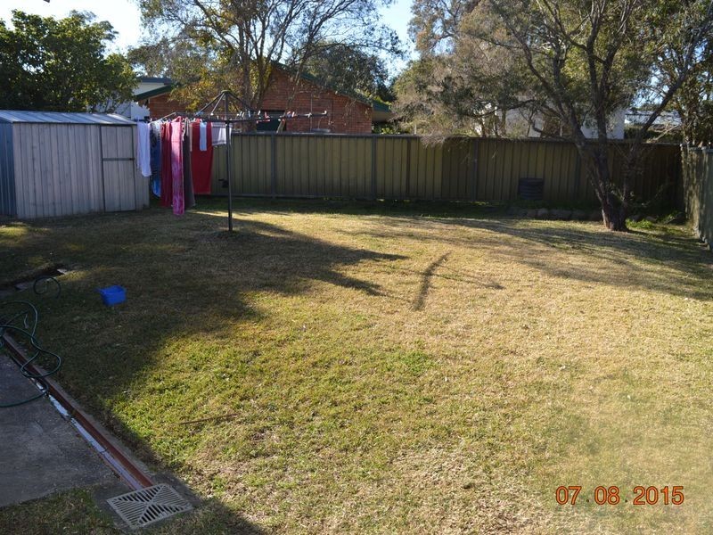 18 Drury Close, Old Bar NSW 2430