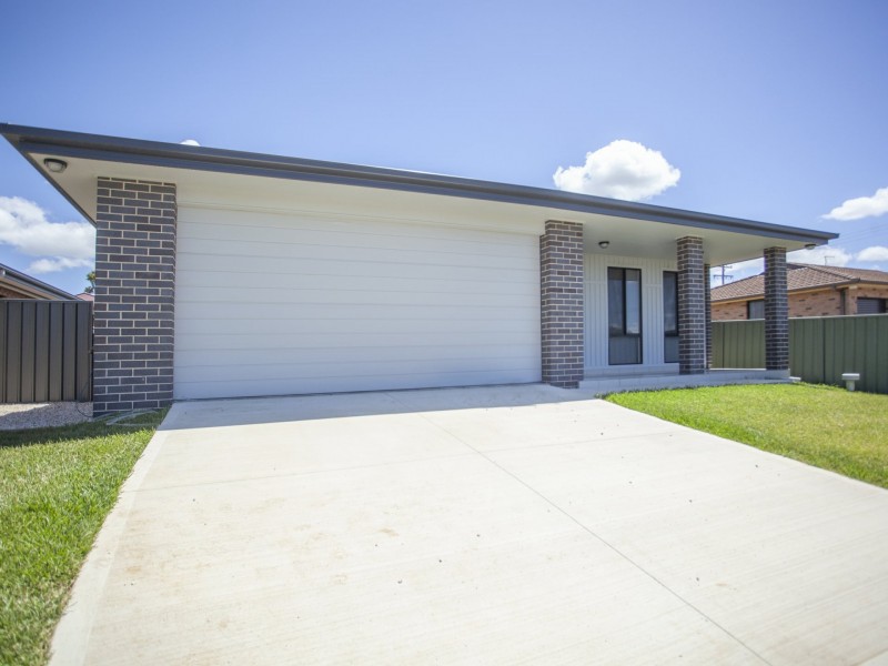 1a Noroy Place, Old Bar NSW 2430