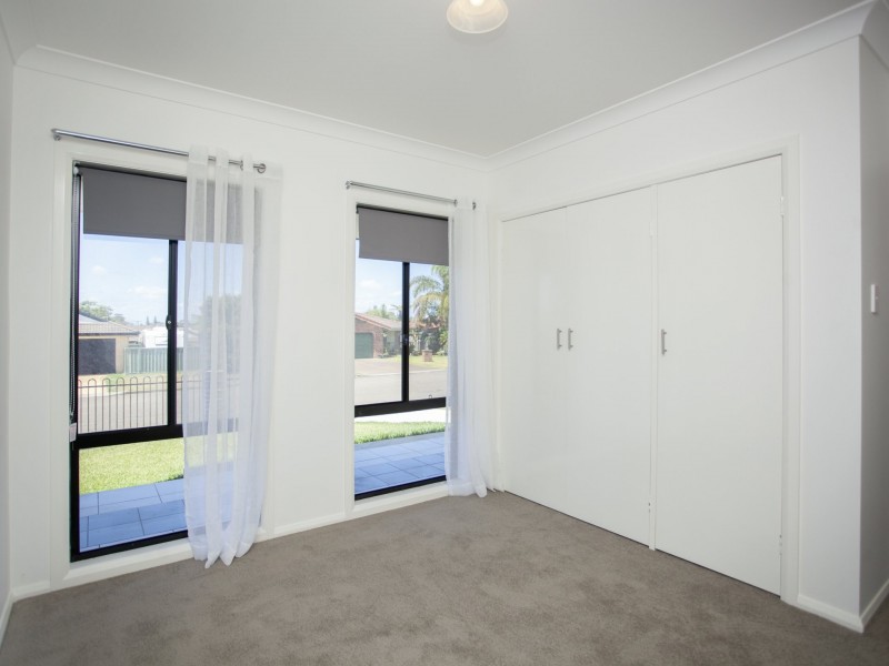 1a Noroy Place, Old Bar NSW 2430