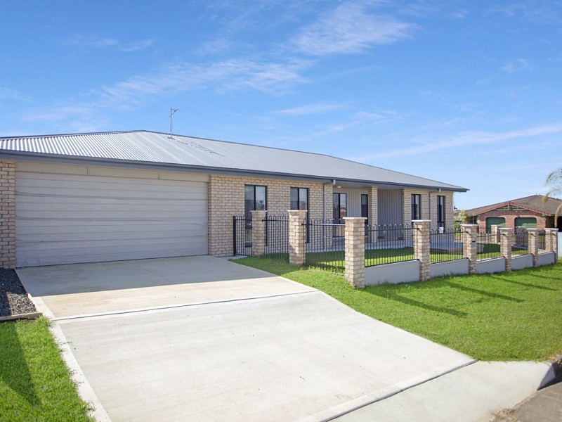 1b Noroy Place, Old Bar NSW 2430