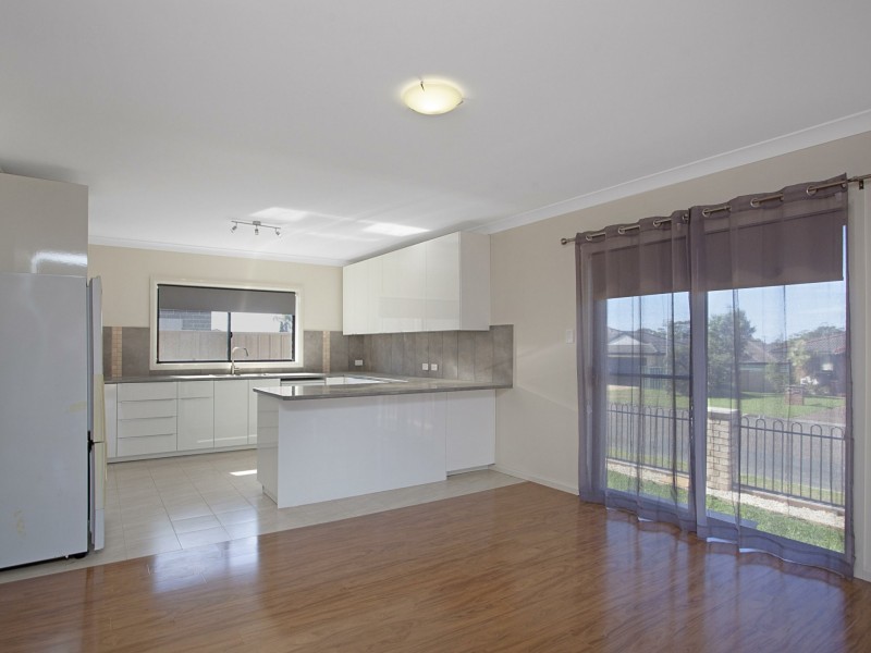 1b Noroy Place, Old Bar NSW 2430