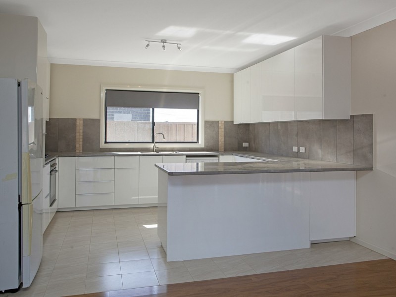 1b Noroy Place, Old Bar NSW 2430