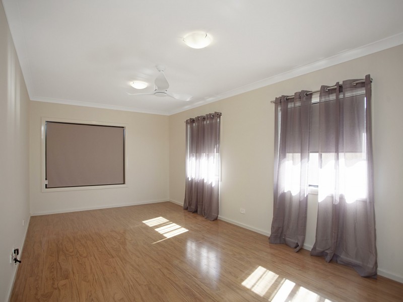 1b Noroy Place, Old Bar NSW 2430
