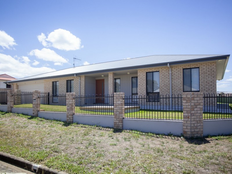1b Noroy Place, Old Bar NSW 2430