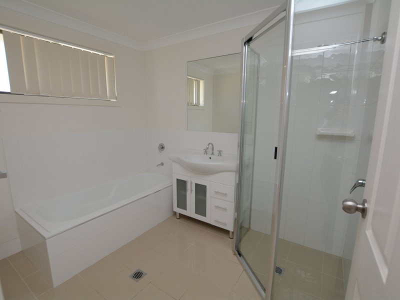 3 Bluehaven Drive, Old Bar NSW 2430