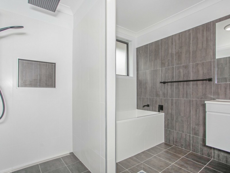 14 Trevally Avenue, Old Bar NSW 2430