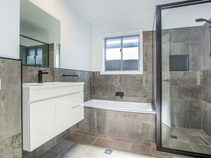 2/1 Egret Street, Old Bar NSW 2430