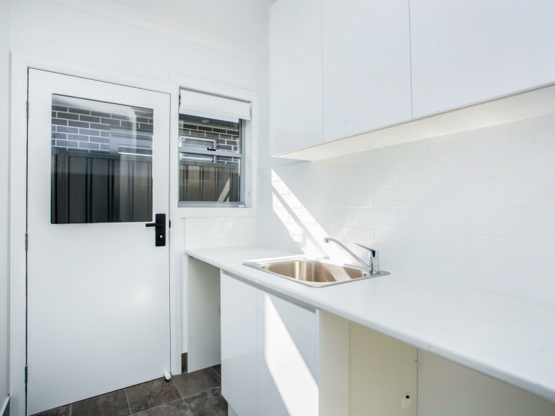 2/1 Egret Street, Old Bar NSW 2430