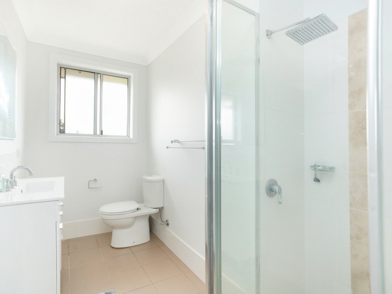 8 Bluehaven Drive, Old Bar NSW 2430