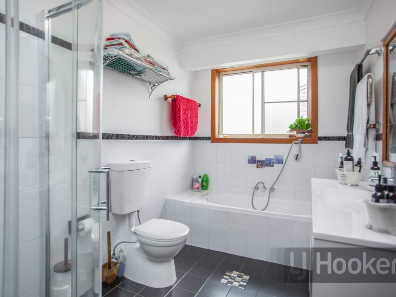 2/96 Waterman Street, Old Bar NSW 2430