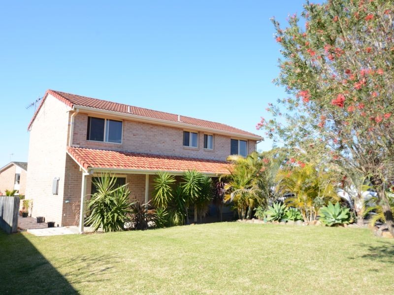 48 Clerke Street, Old Bar NSW 2430