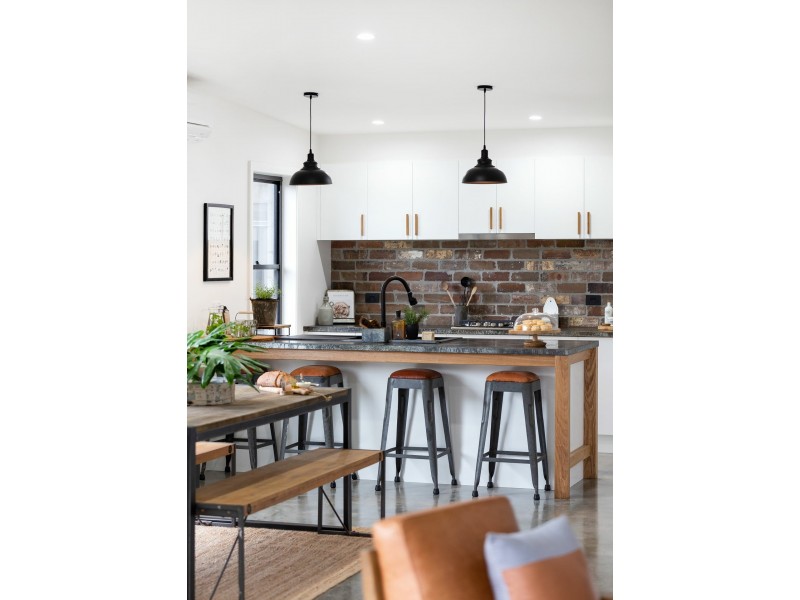 1/8 Tropicbird Crescent, Old Bar NSW 2430