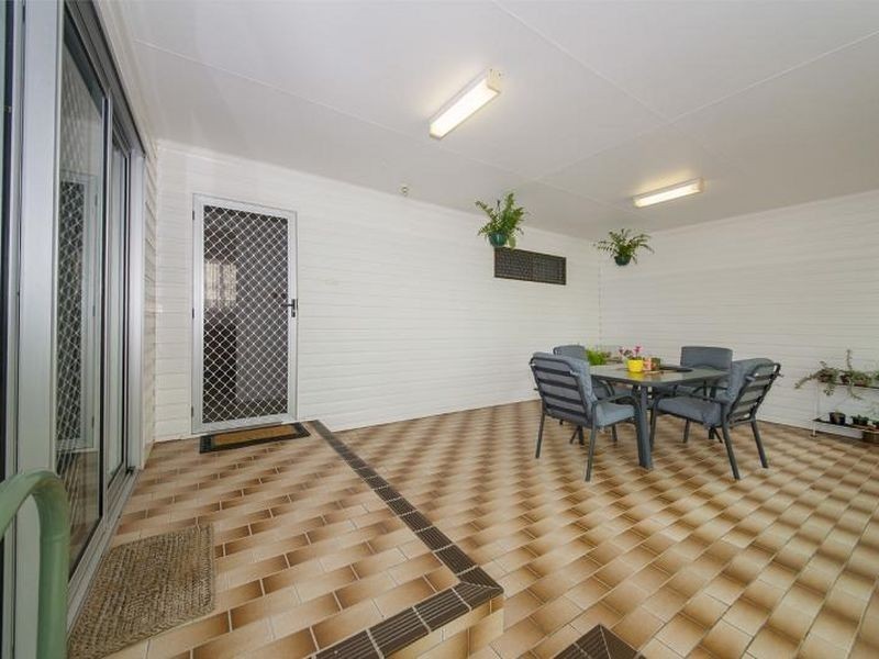 21 WATERMAN STREET, Old Bar NSW 2430