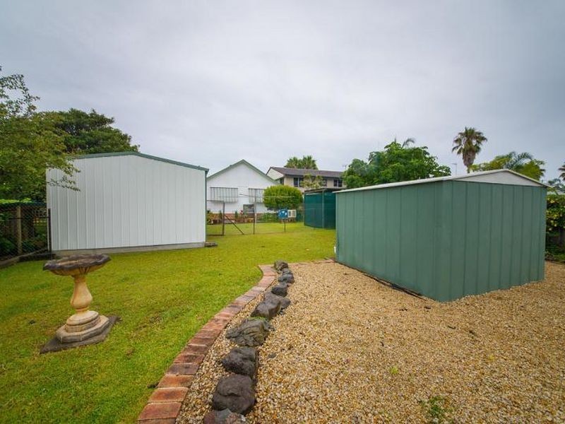 21 WATERMAN STREET, Old Bar NSW 2430