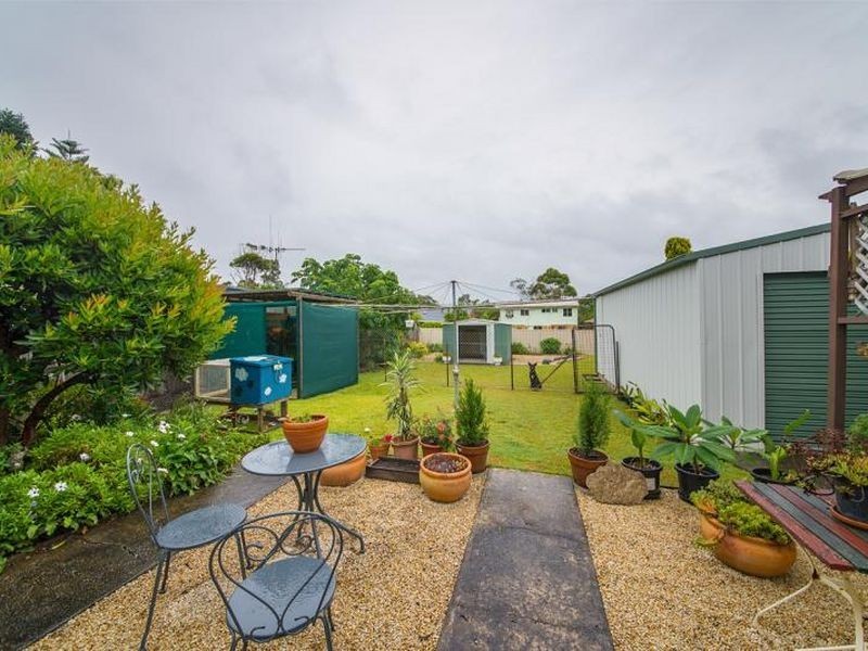 21 WATERMAN STREET, Old Bar NSW 2430