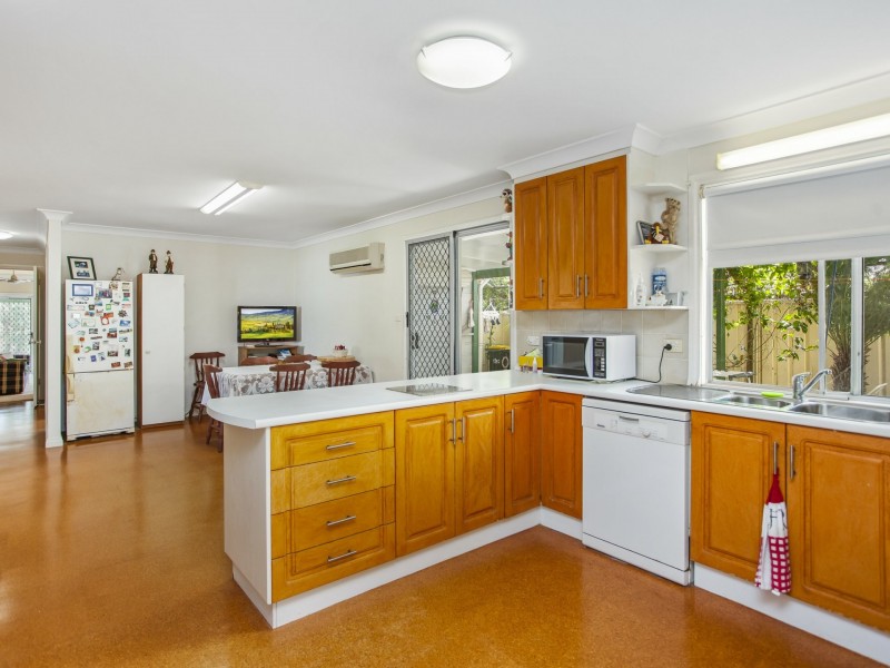 10 George Street, Old Bar NSW 2430