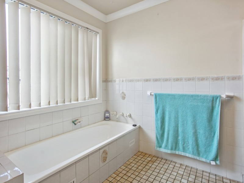 10 George Street, Old Bar NSW 2430