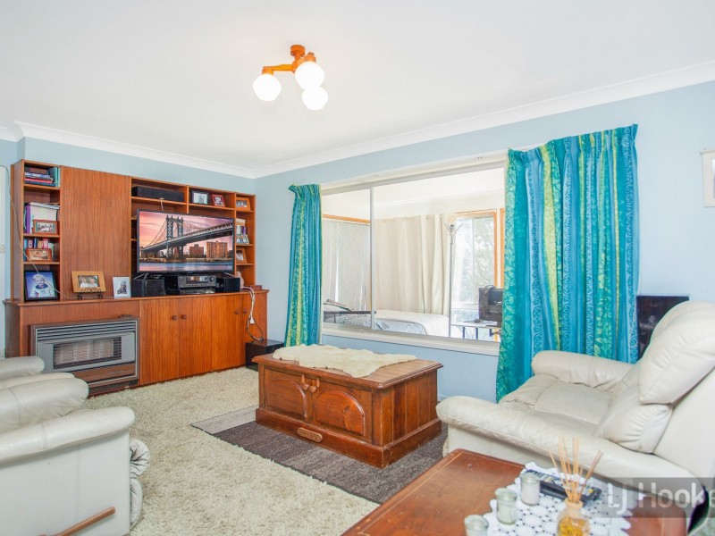 12 Lewis Street, Old Bar NSW 2430