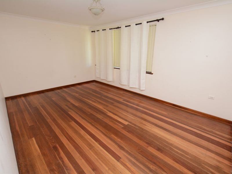 20 Broadoaks Road, Old Bar NSW 2430