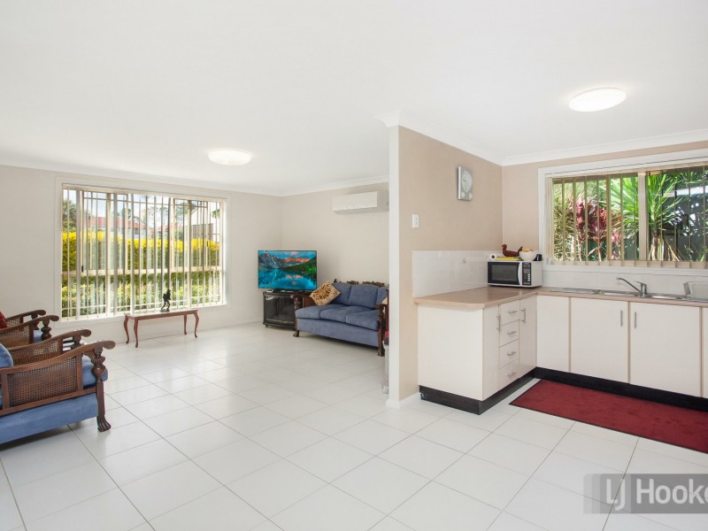 4/34 Old Bar Road, Old Bar NSW 2430