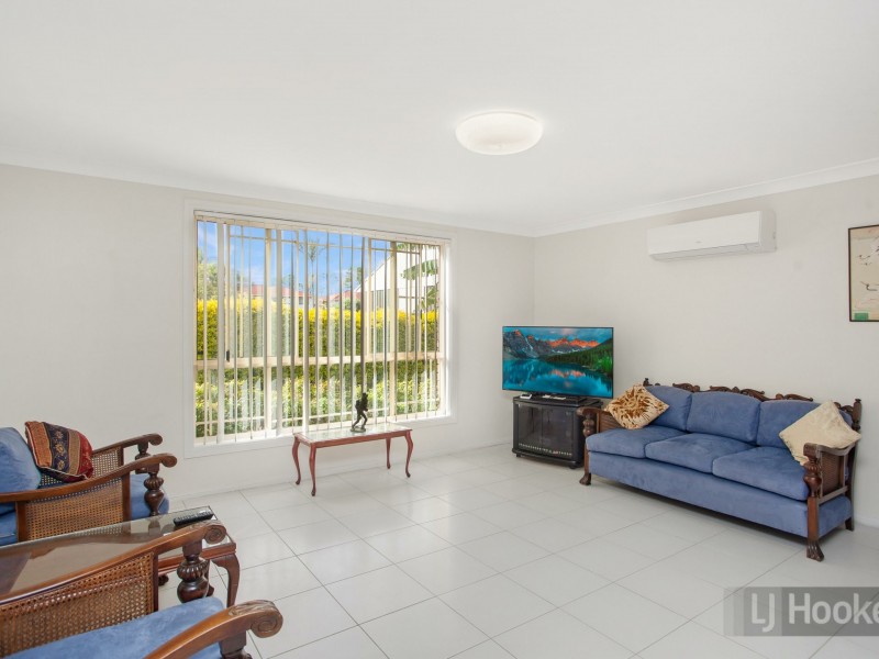 4/34 Old Bar Road, Old Bar NSW 2430