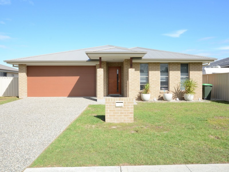84 Forest Lane, Old Bar NSW 2430