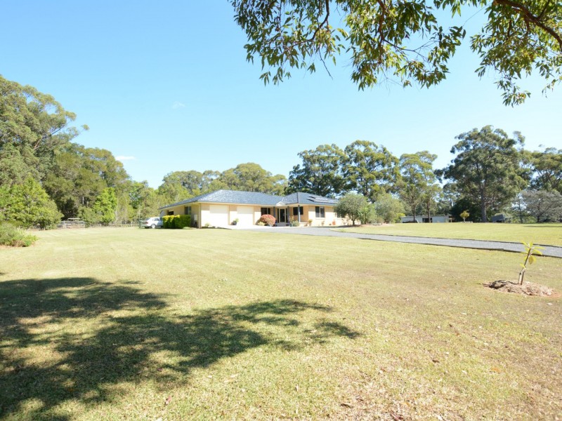 6 Windamere Place, Old Bar NSW 2430