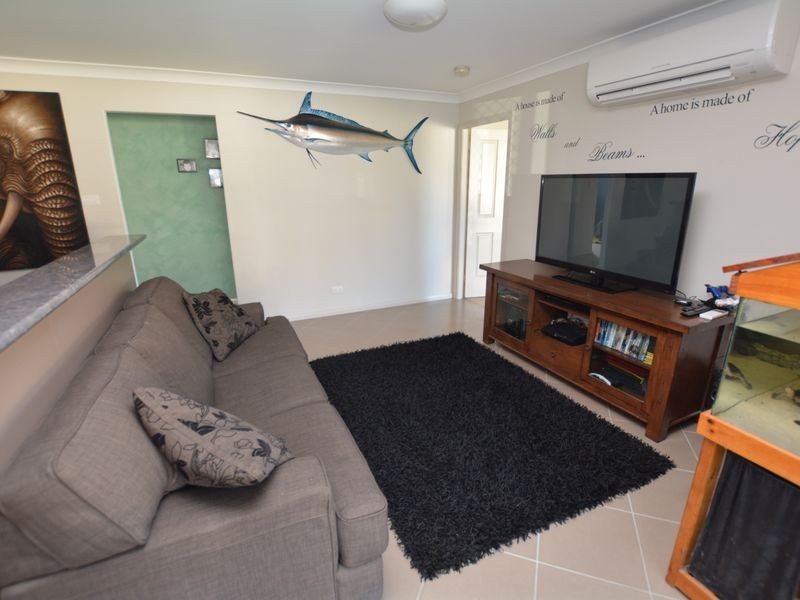 10 Yellowfin Ave, Old Bar NSW 2430