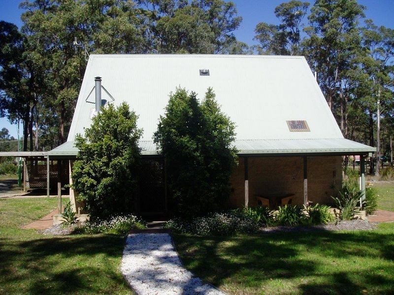 15 South Heron Road, Old Bar NSW 2430