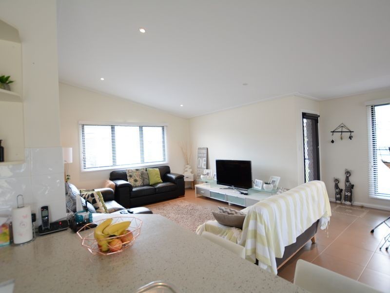 16a Mistral Place, Old Bar NSW 2430