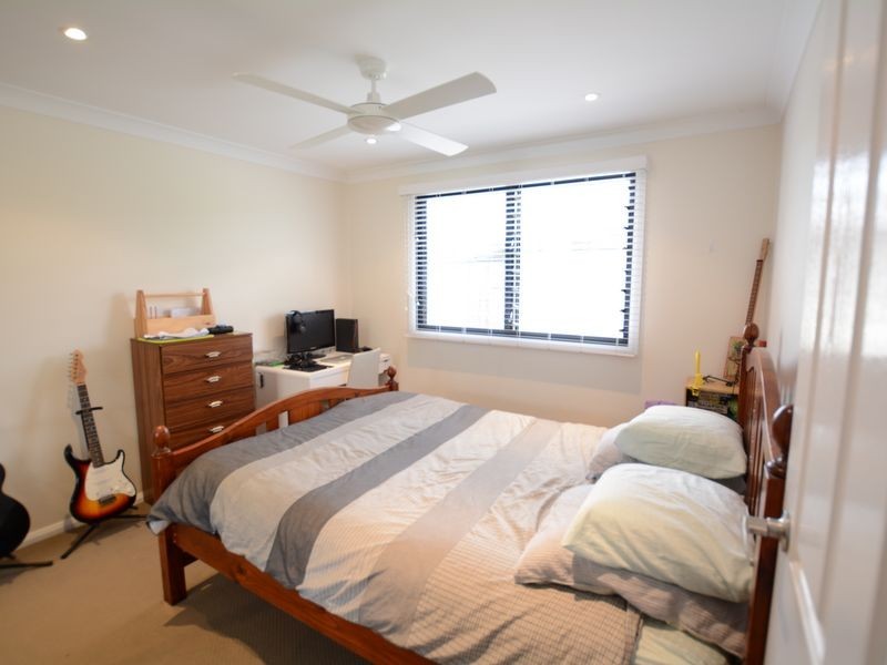 16a Mistral Place, Old Bar NSW 2430