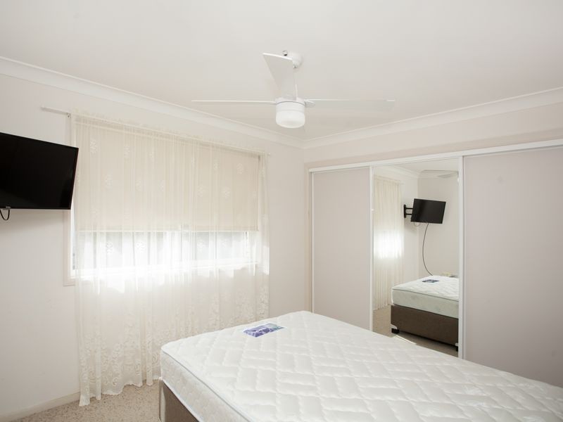 3/37 Old Bar Road, Old Bar NSW 2430