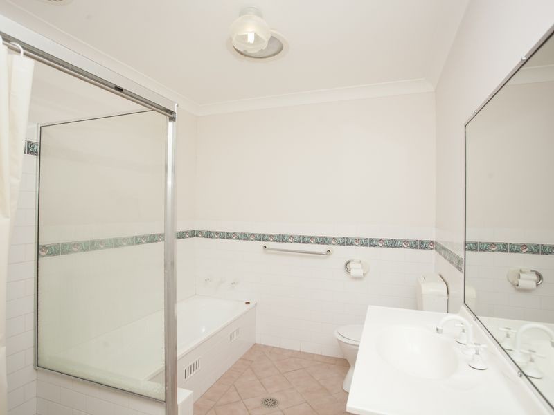 3/37 Old Bar Road, Old Bar NSW 2430