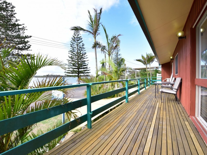 11/89-91 Main Street, Manning Point NSW 2430
