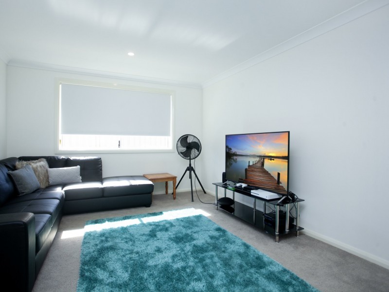 60 Albatross Way, Old Bar NSW 2430