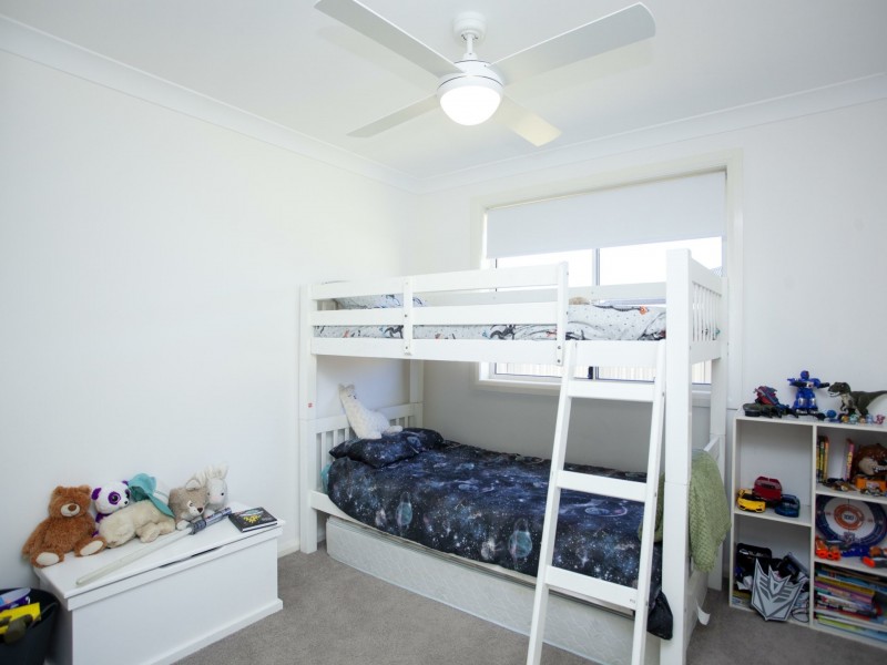 60 Albatross Way, Old Bar NSW 2430