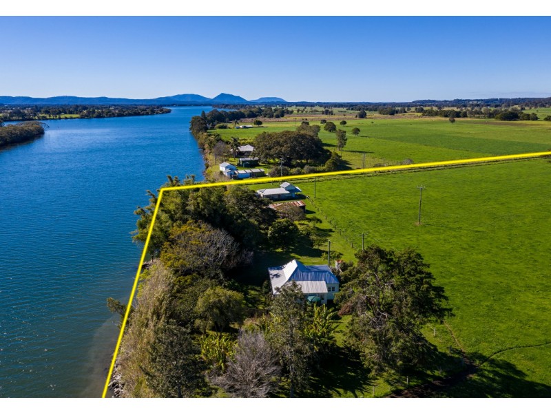 149 Murdochs Lane, Oxley Island NSW 2430