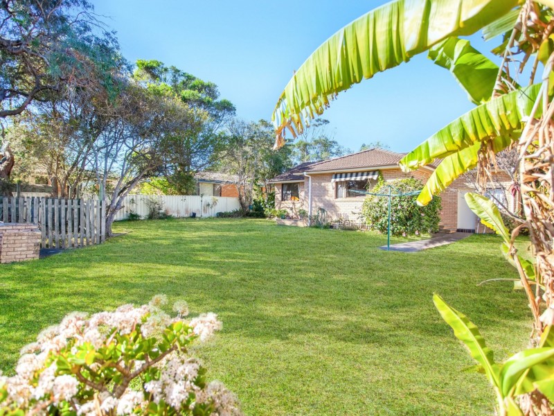 9 Cross Street, Old Bar NSW 2430