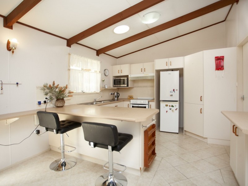 2 Kolonga Place, Cundletown NSW 2430