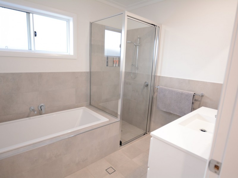 1 Avenna Court, Wallabi Point NSW 2430