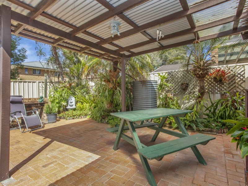30 Joel Drive, Old Bar NSW 2430