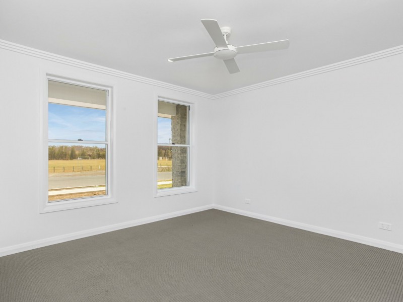 94 Albatross Way, Old Bar NSW 2430